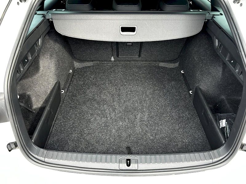 Škoda Octavia (2024) Combi 1.5 TSI e-TEC 110kW DSG - fotka 31 z 35