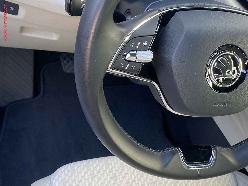 Škoda Octavia (2021) 1.5 TSi, 1.maj,ČR, Style, LED - fotka 13 z 18