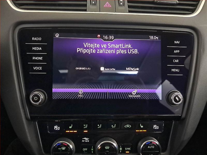 Škoda Octavia (2018) 1.5 TSI, Serv.kniha, Navi - fotka 23 z 25