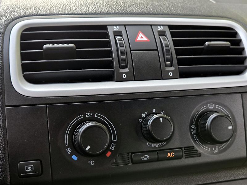 Škoda Roomster i 16V *SERV.KNÍŽKA*KLIMA      - fotka 36 z 40