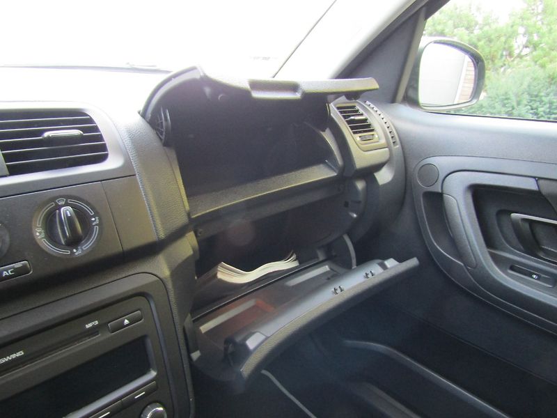 Škoda Roomster (2011) 1.2TSI 63kW SCOUT ZIMNÍ PNEU - fotka 35 z 37