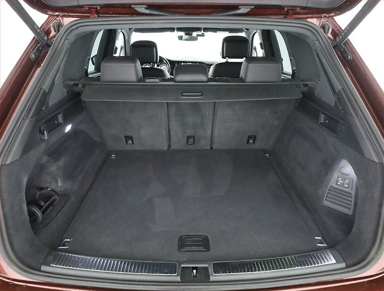 Volkswagen Touareg (2022) 3.0 TDI - fotka 21 z 22
