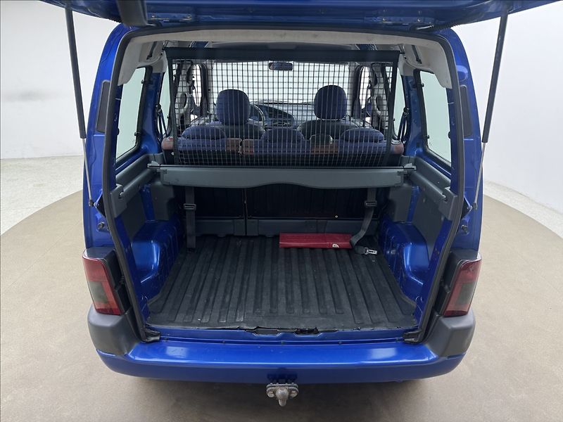 Citroën Berlingo 1,6 i 80kW SERVIS TAŽNÉ KLIMA - fotka 25 z 25
