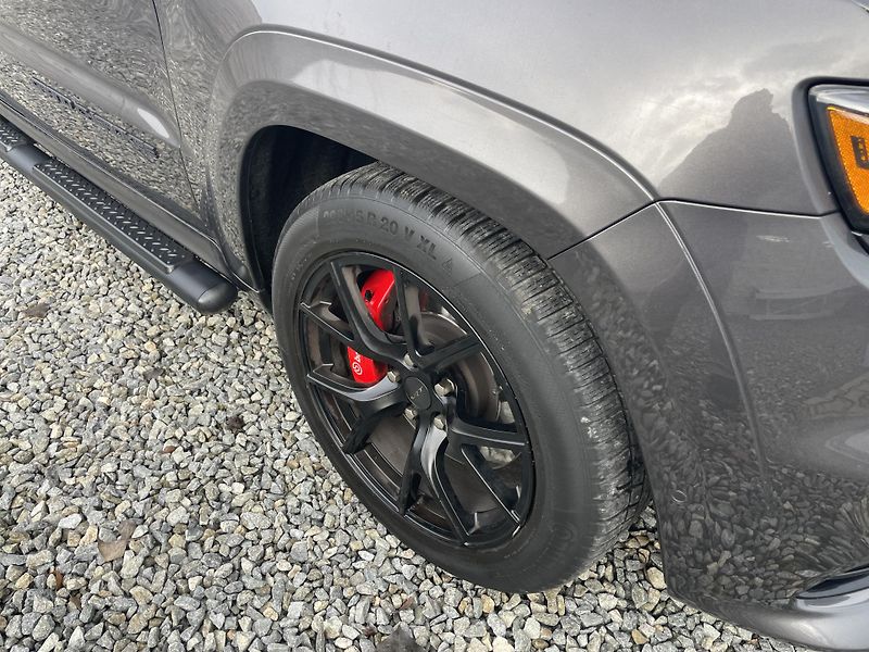 Jeep Grand Cherokee 6.4i 480PS HEMI SRT CZ 78000KM - fotka 62 z 187
