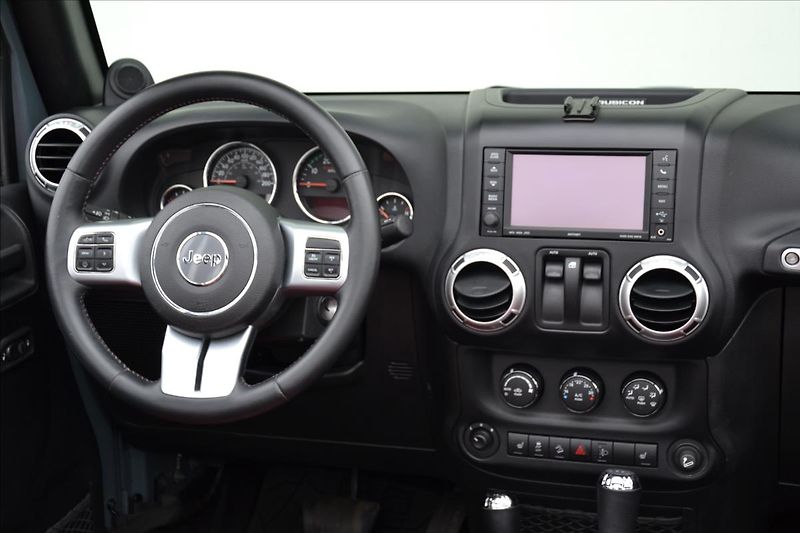 Jeep Wrangler 2.8 CRD/10th-Anniversary/CZ - fotka 26 z 49