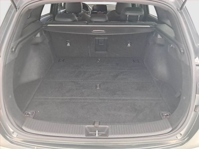 Hyundai i30 (2022) N-Line 1.5 T-GDI MHEV - fotka 14 z 16