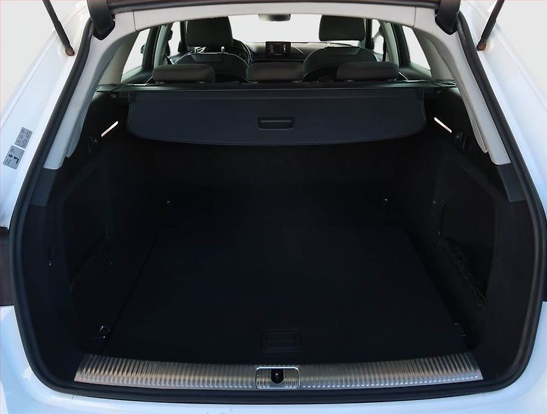 Audi A4 (2016) 2.0 TDI, 4X4, Automat - fotka 14 z 22