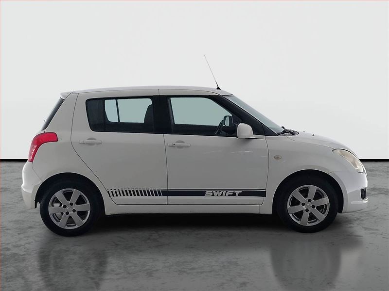 Suzuki Swift (2010) 1.3, Serv.kniha, po STK - fotka 6 z 16