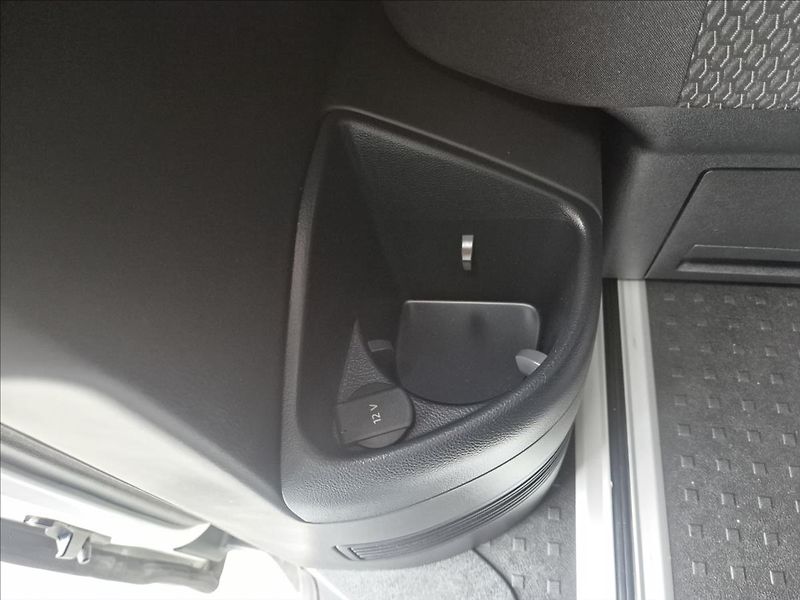 Volkswagen Multivan (2016) 2,0 TDI DSG 110Kw Webasto - fotka 22 z 39