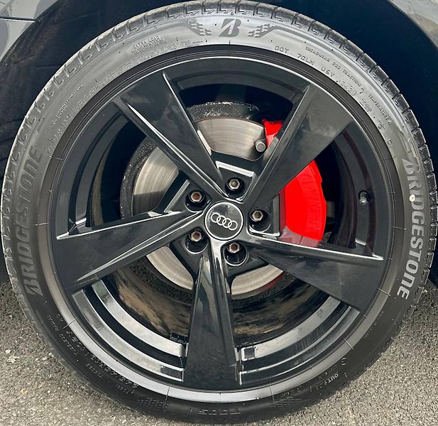 Audi A6 (2019) MILD-HYBRID 40 TDI ATTRACTION - fotka 8 z 31