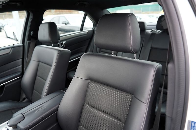 Mercedes-Benz Třídy E E 220d Avantgarde/kůže/AT/ČR - fotka 23 z 36