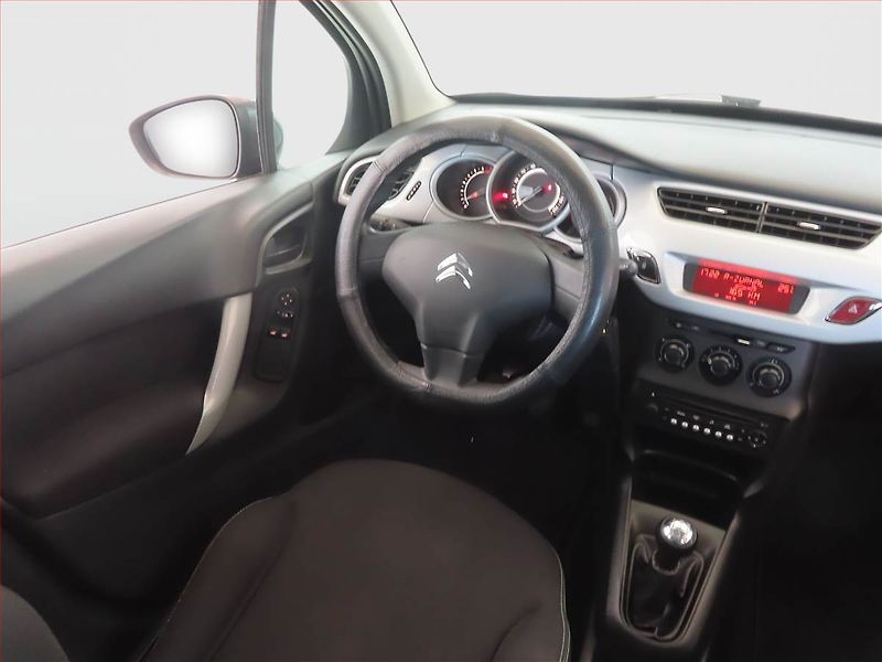 Citroën C3 (2016) 1.0 VTi - fotka 7 z 13
