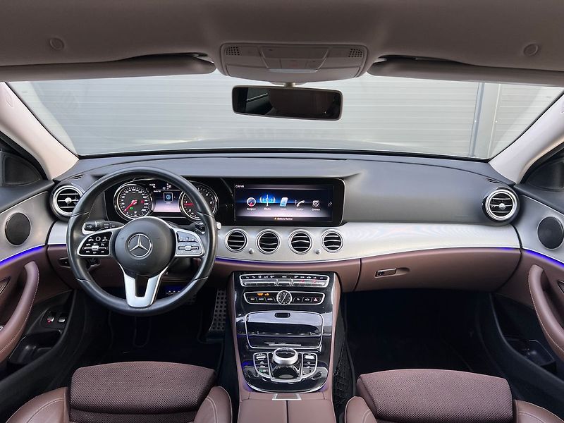 Mercedes-Benz Třídy E 220d Business-P.KAMERA-TAŽNÉ.Z - fotka 25 z 49