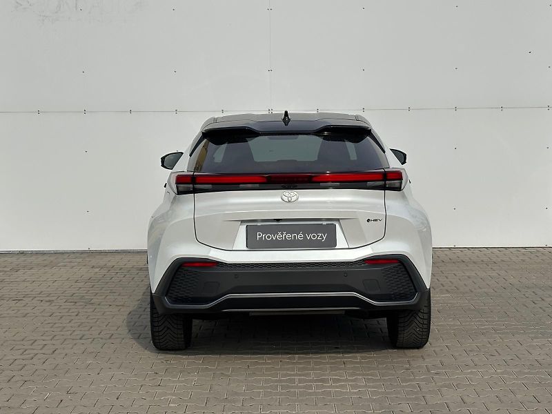 Toyota C-HR 2,0 HEV e-CVT Style - fotka 9 z 27