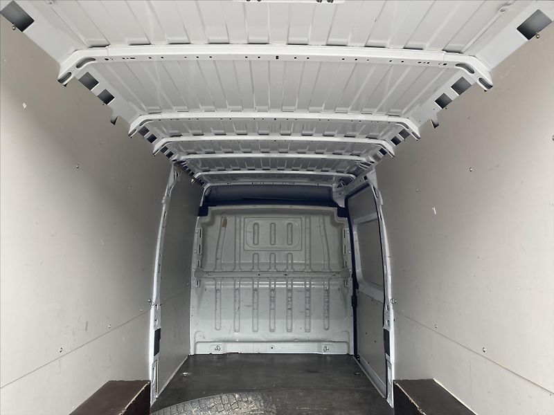Peugeot Boxer 2,2 HDi 121kW L3H2 - fotka 20 z 23