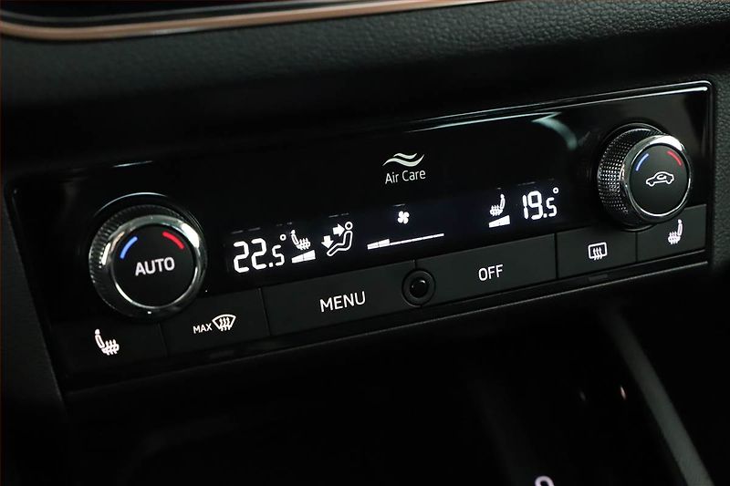 Škoda Scala (2023) Style 1.0 TSI, Automat, ČR - fotka 10 z 15