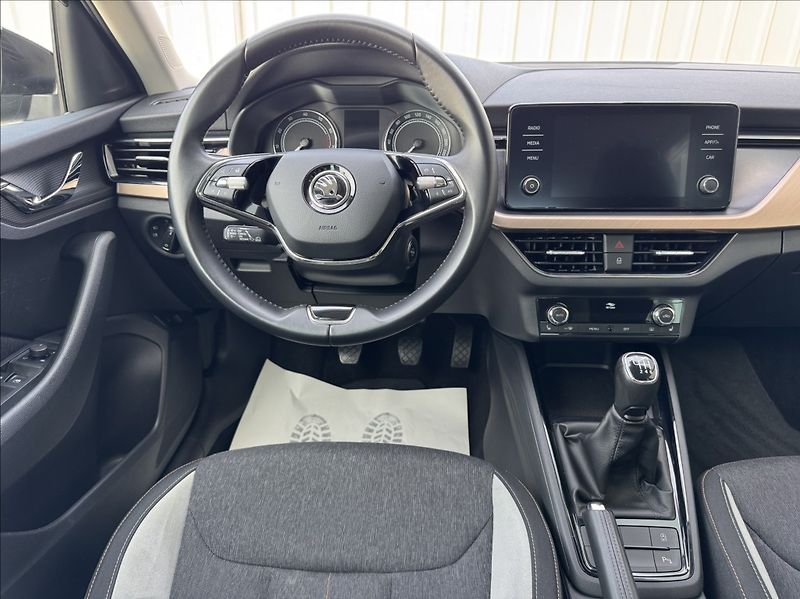 Škoda Scala 1,0 TSI STYLE DPH 1.maj. ČR - fotka 26 z 50