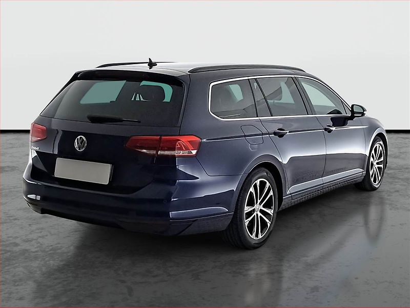 Volkswagen Passat (2018) 2.0 TDI, Automat, Navi - fotka 5 z 20