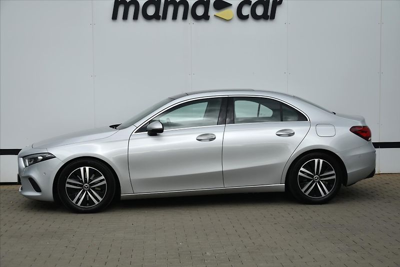 Mercedes-Benz Třídy A 250i 165kW NAVI PANORAMA ČR - fotka 4 z 28