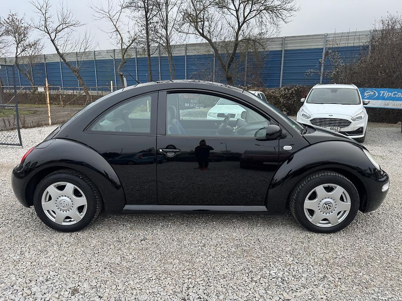 Volkswagen New Beetle (2002) 1.6MPi(75KW)EDITION - fotka 3 z 27
