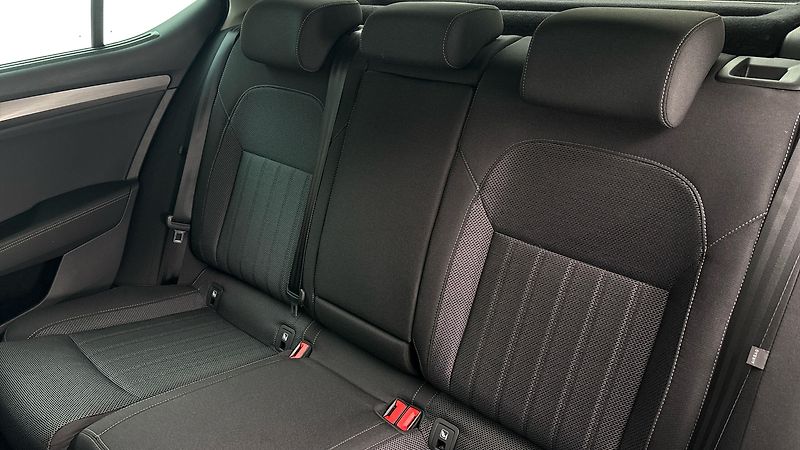 Škoda Superb 2.0 TDI DSG 4x4 Style - fotka 16 z 30