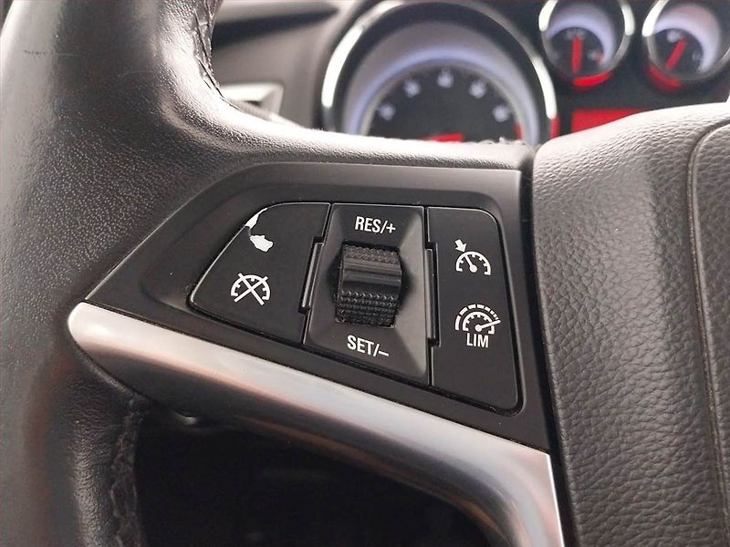 Opel Astra (2013) 1.4 T, ČR,1.maj, Tempomat - fotka 15 z 18