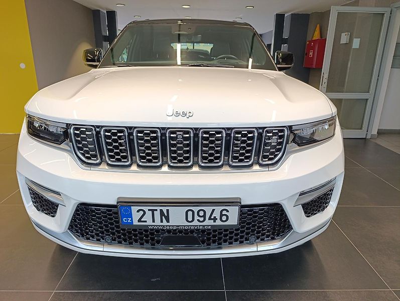 Jeep Grand Cherokee (2024) 4xe SUMMIT RESERVE PHEV - fotka 3 z 27