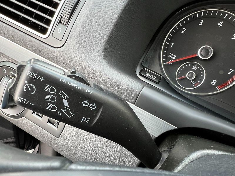 Volkswagen Touran (2014) 1.2TSi 77kW Edice CUP + 7-míst - fotka 26 z 41