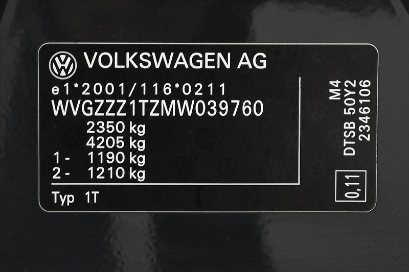 Volkswagen Touran 2,0 TDI 110 KW DSG 7 MÍST Záru - fotka 13 z 34