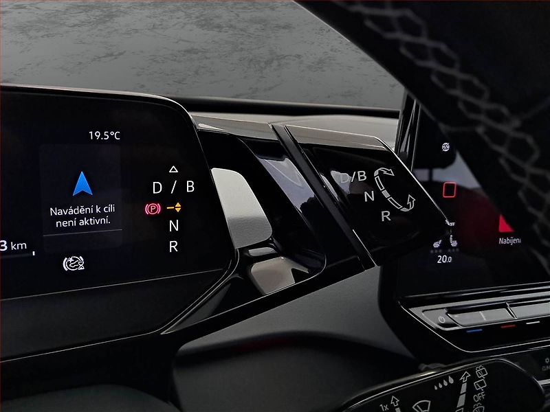 Volkswagen ID.3 (2022) Pro Perf. (62 kWh), SoH 91% - fotka 13 z 28