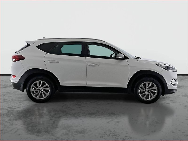 Hyundai Tucson (2018) 1.6 T-GDI, 4X4, Navi - fotka 6 z 18