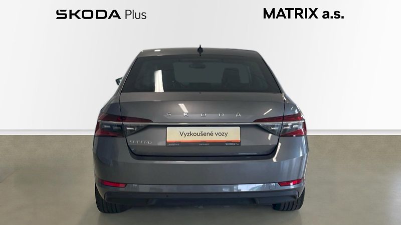 Škoda Superb (2024) Style 2.0TSI 140kW  DSG - fotka 8 z 33