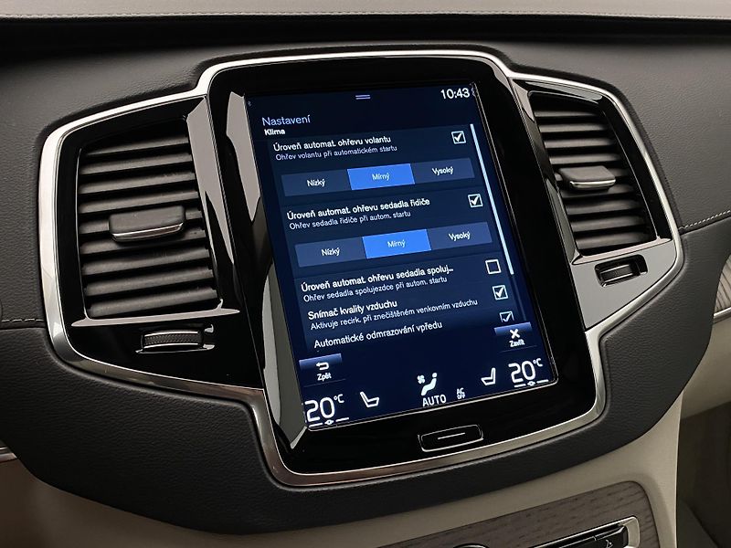Volvo XC90 B5 AWD INSCRIPTION REZERVACE - fotka 42 z 54