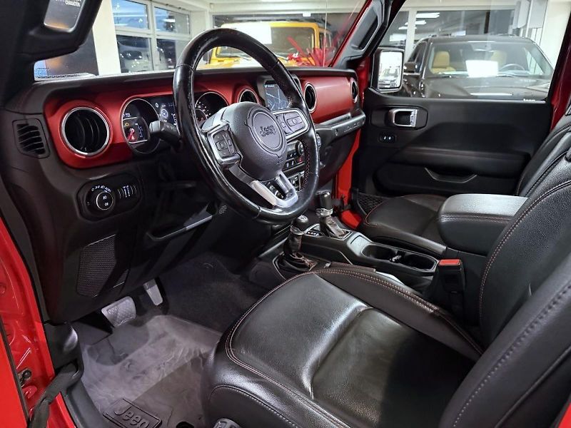 Jeep Wrangler (2019) Unlimited JL 2.2 CRD 200k AT8 - fotka 6 z 21