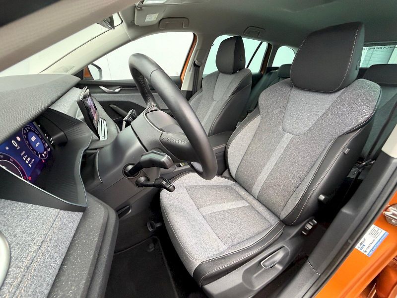 Škoda Octavia (2024) 1,5 TSI 110 KW Top Selection - fotka 6 z 35