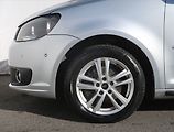 Volkswagen Touran (2012) Comfortline 1.6 TDI, Automat - náhled 15