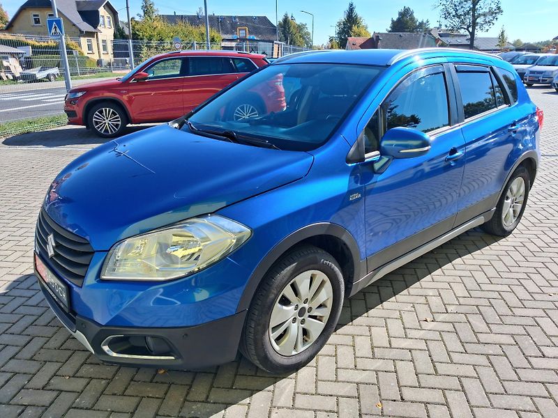 Suzuki SX4 S-Cross (2014) 1,6i 88kw LPG 4x4 NAVI 2x KOLA - fotka 3 z 35