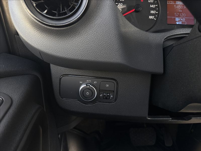 Mercedes-Benz Sprinter 215 CDI L2 Aut. Kamera - fotka 17 z 20
