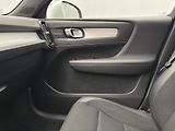 Volvo XC40 T4 MOMENTUM AUT - náhled 25