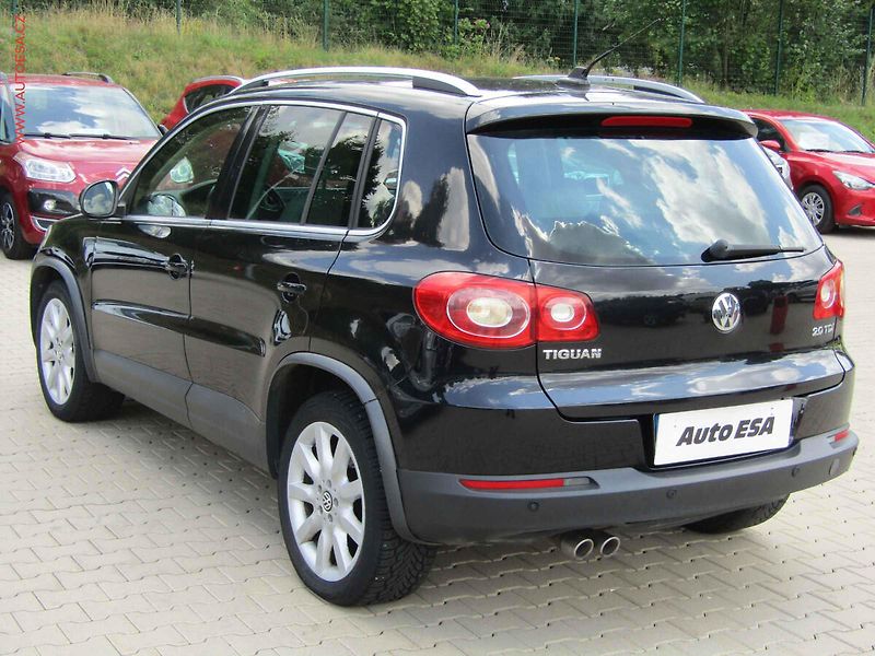 Volkswagen Tiguan (2009) 2.0 TDI 4x4, autoAC - fotka 6 z 20