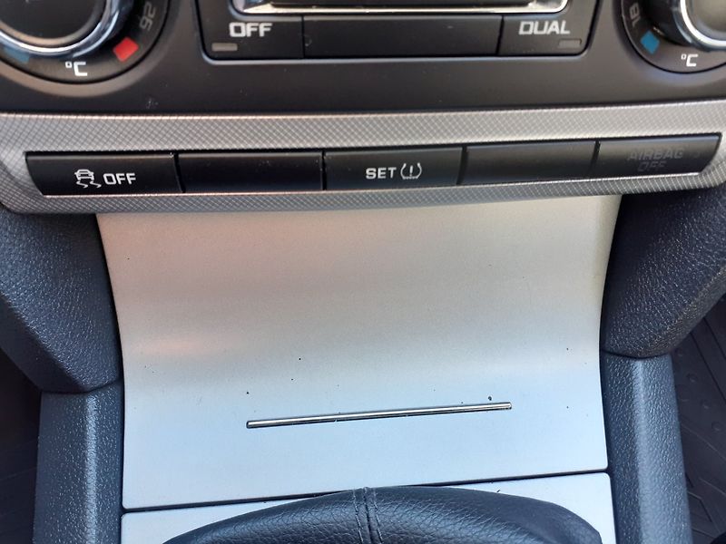 Škoda Octavia (2012) KOMBI 1.4 TSI - fotka 15 z 38