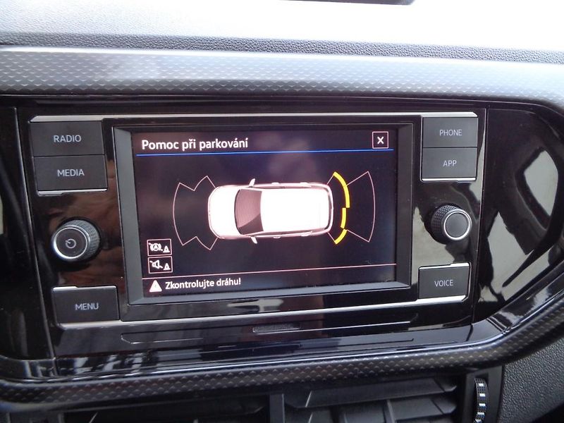 Volkswagen T-Cross 1.0 TSI LIFE  81 kW - fotka 15 z 26