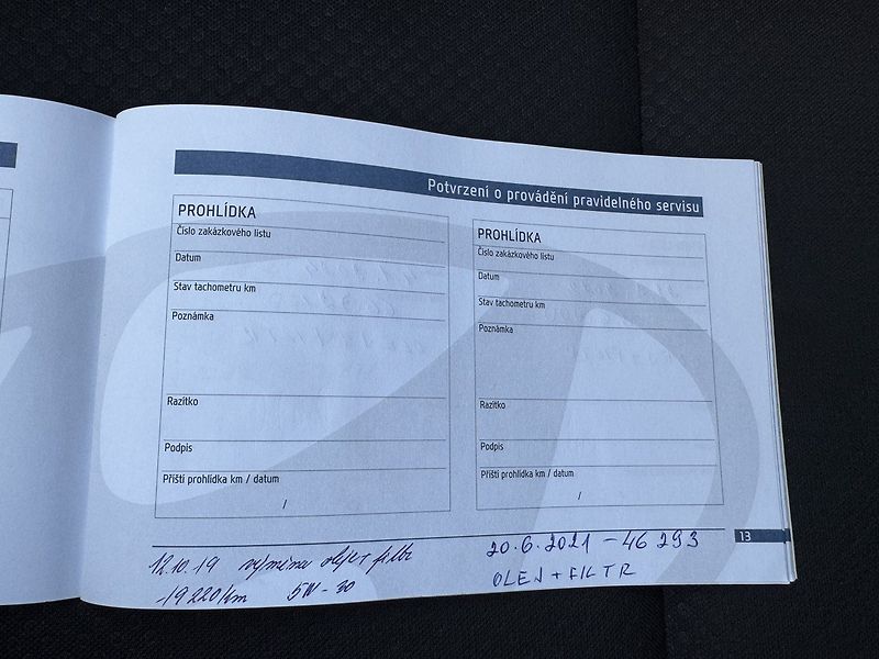 Škoda Fabia (2015) 1.2TSi Digi Klima Tempomat BT - fotka 26 z 48