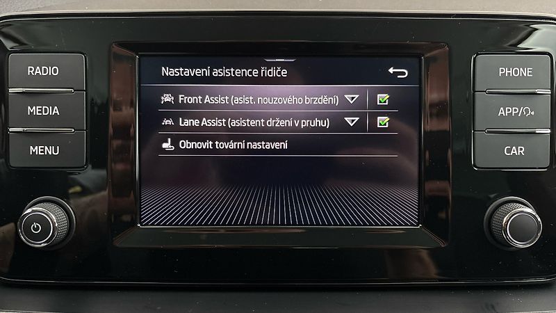 Škoda Scala 1.0 TSI Akční Model - fotka 24 z 24