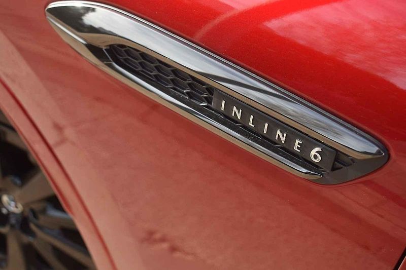 Mazda CX-60 s řadovým vznětovým šestiválcem