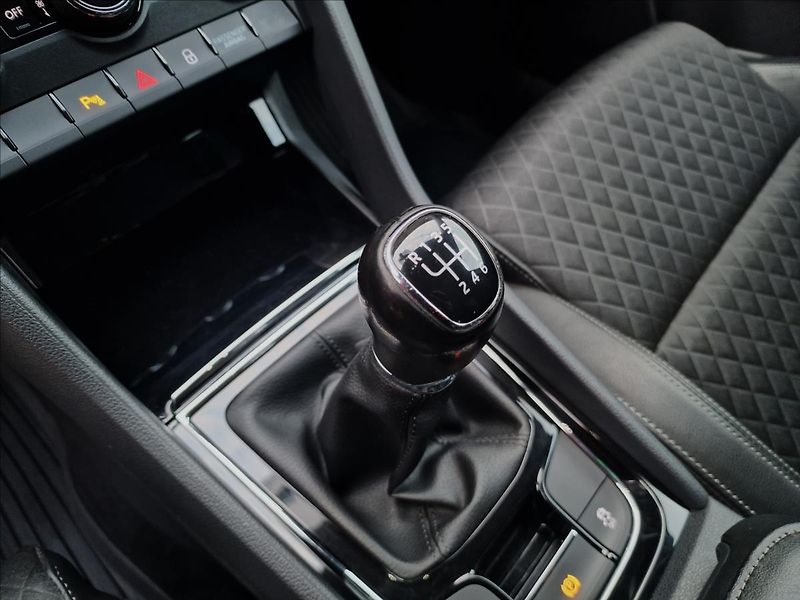 Škoda Karoq 2.0TDI Style,původ ČR,1.Maj. - fotka 35 z 50