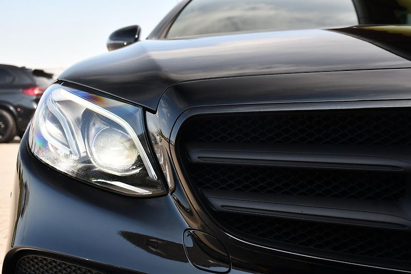 Mercedes-Benz Třídy E 350D AMG K360° HEAD-UP - fotka 50 z 51