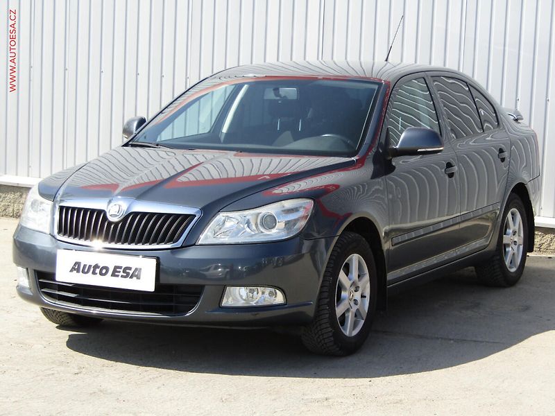 Škoda Octavia (2009) 1.4 TSi, ČR, Elegance - fotka 3 z 15