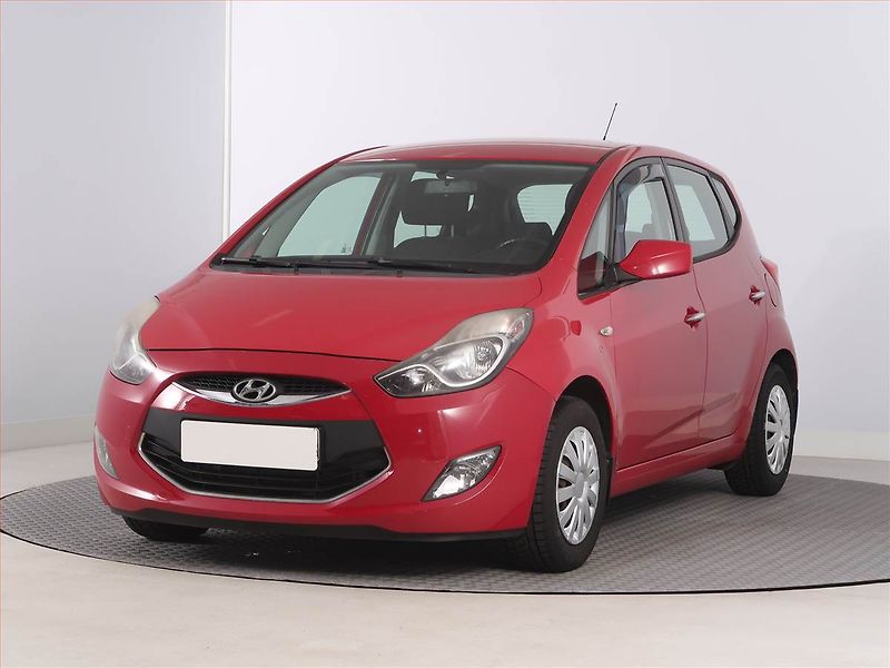 Hyundai ix20 (2012) 1.4 CVVT, Serv.kniha - fotka 2 z 16
