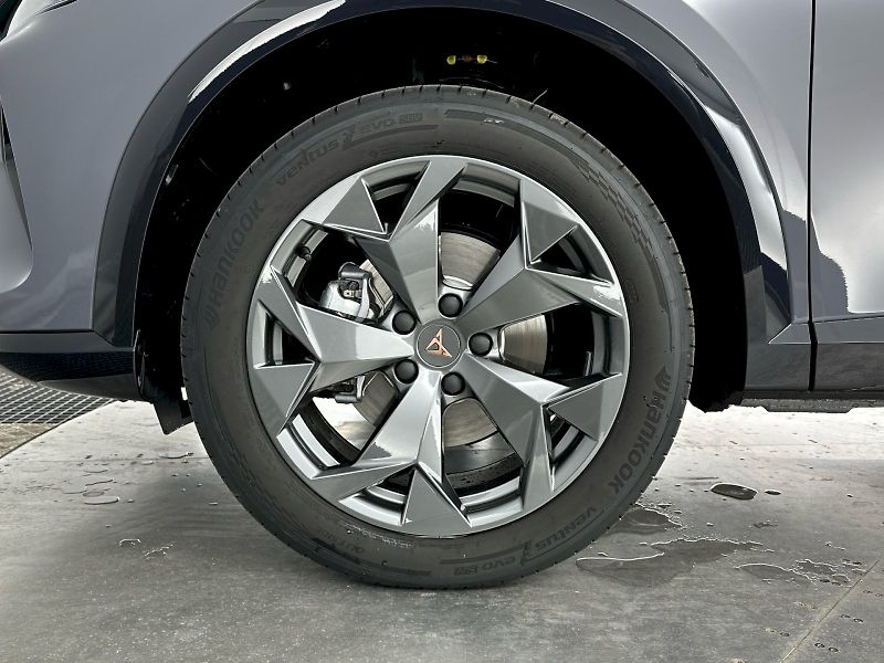 Cupra Formentor (2026) 2.0 TSI 150kW 4x4 DSG - fotka 34 z 34